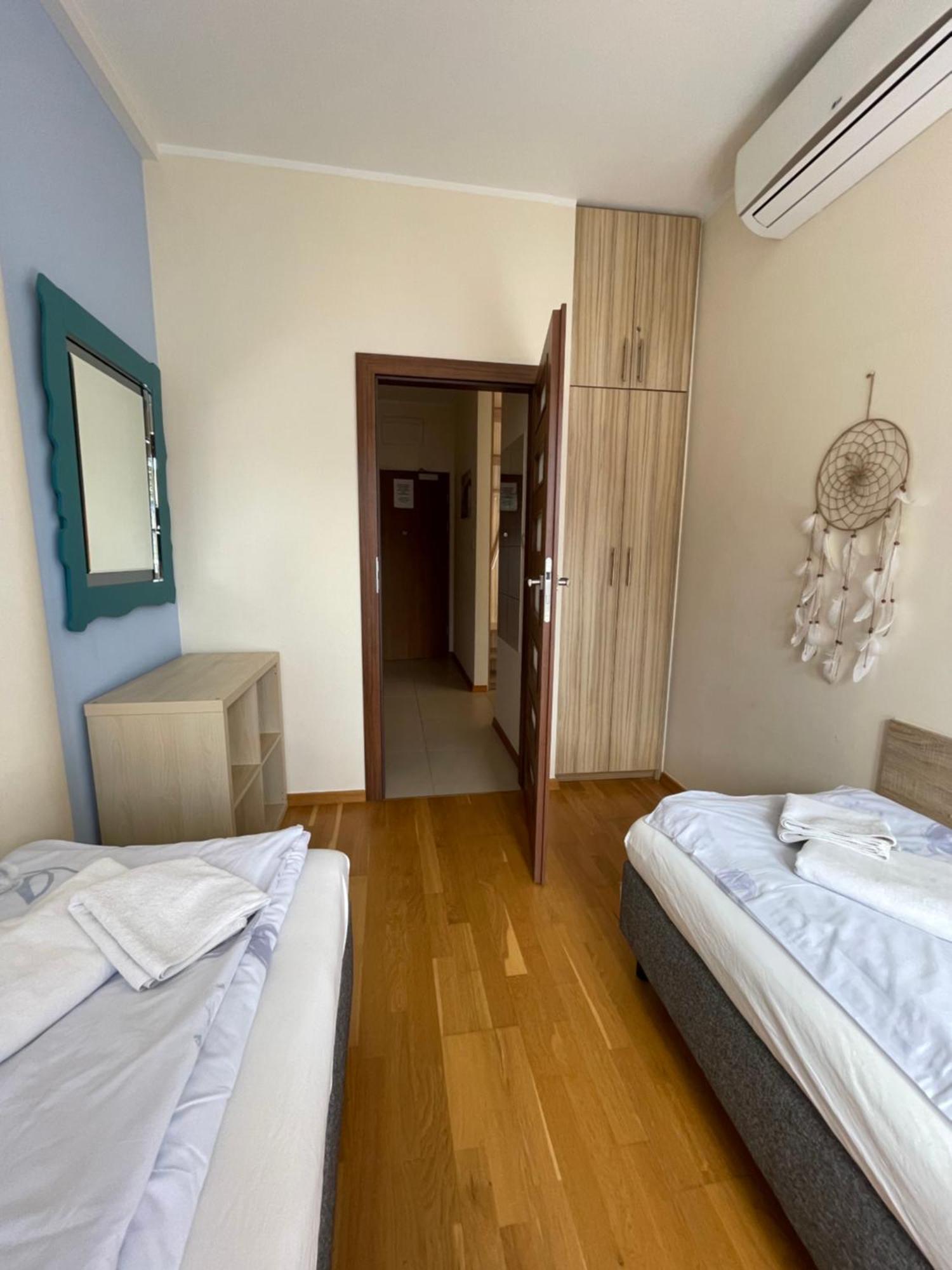 Klimatyzowany Apartament Z Basenem I Garazem Willa 4 Pory Roku Ястшембя-Гура Экстерьер фото